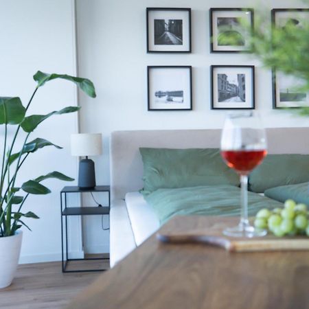 Helles Apartment Mit Tollem Blick Ueber Аугсбург Екстер'єр фото